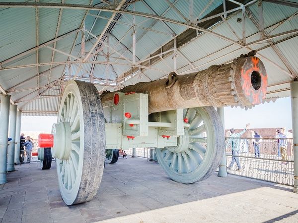 Jaivana Cannon at Jaigarh Fort